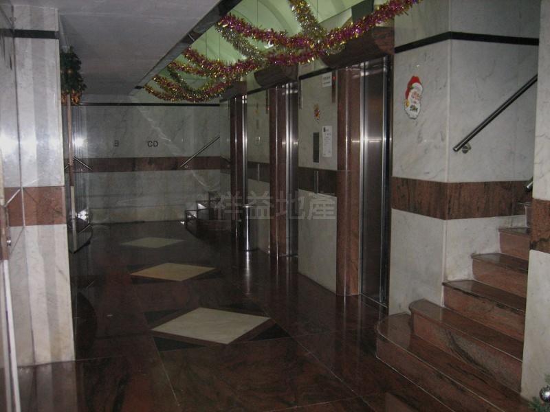 �j�����2��